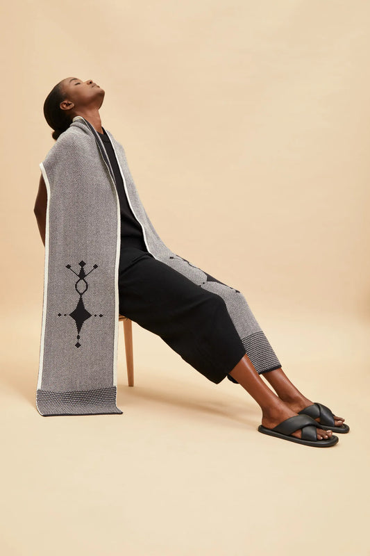 Imara (Taureg Black and Linen)