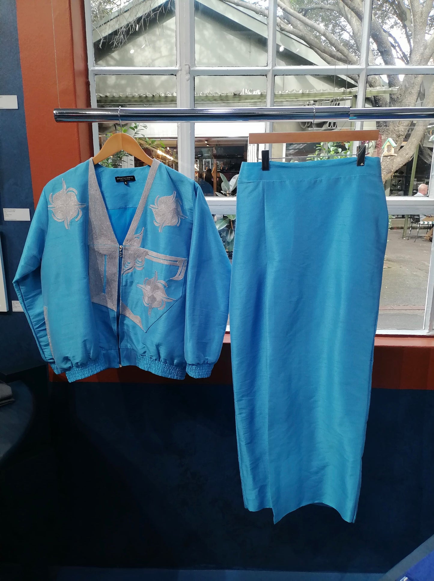 Bombeurse et Jupe Skirt