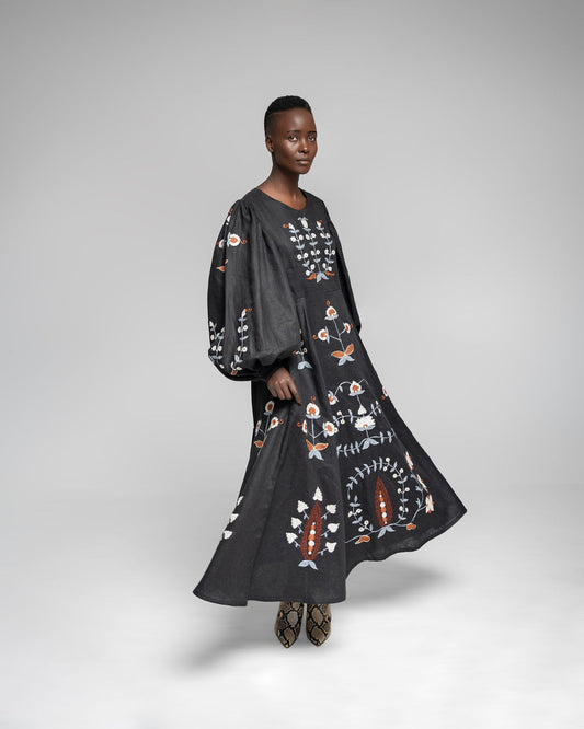 Loshoro Maxi - Black w / multi embroidery