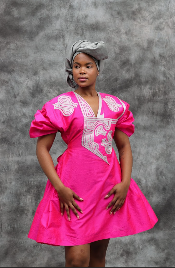 Maina Short – Pink Edition