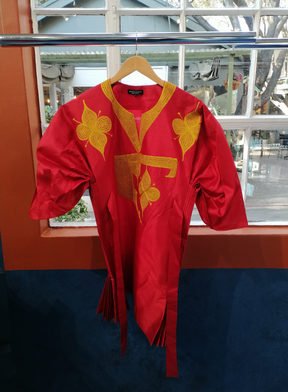 Robe Maïna Courte Rouge Bordeaux Broderie Dore