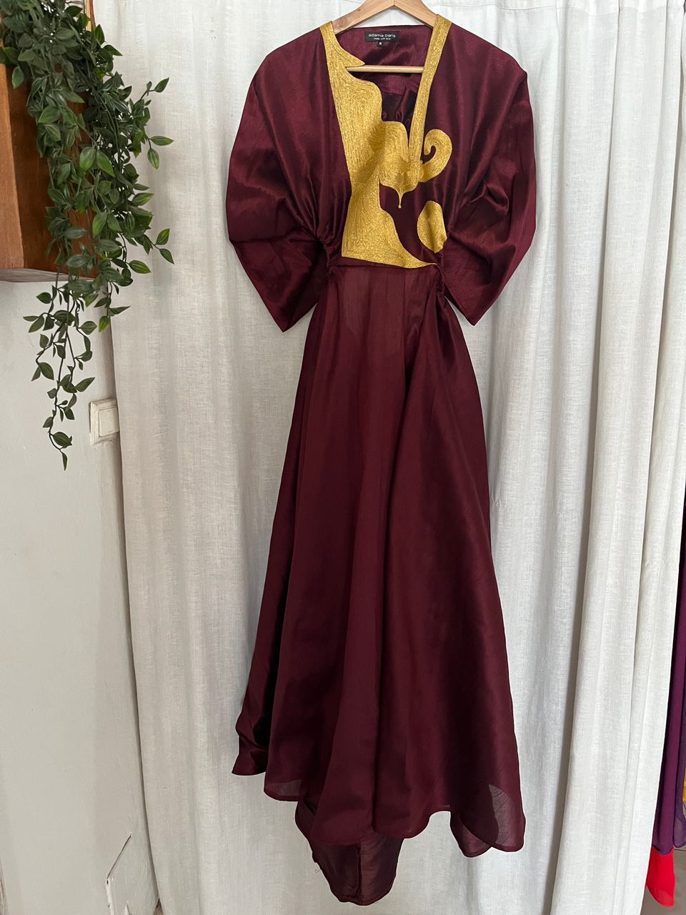 Robe Muriel Rouge Bordeaux - Broderie Dorée