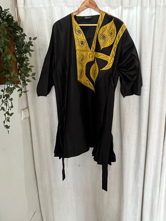 Maina Short Black Broderie Dorée